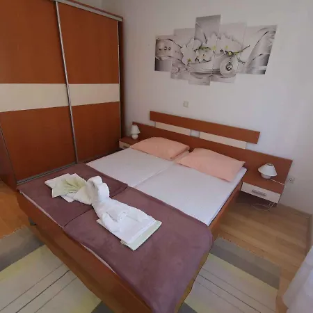 Apartman In 13937 *