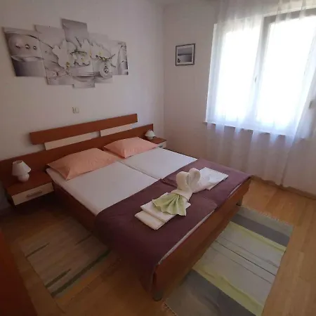 In 13937 Apartment
