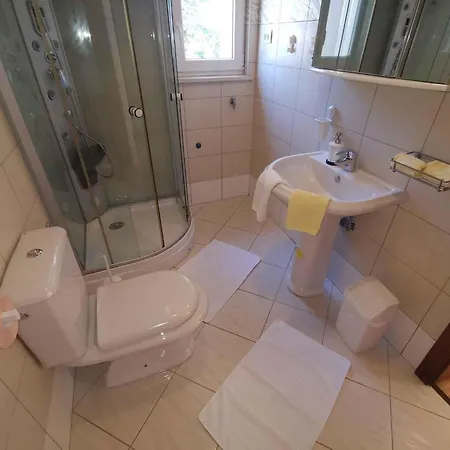 In 13937 Apartment