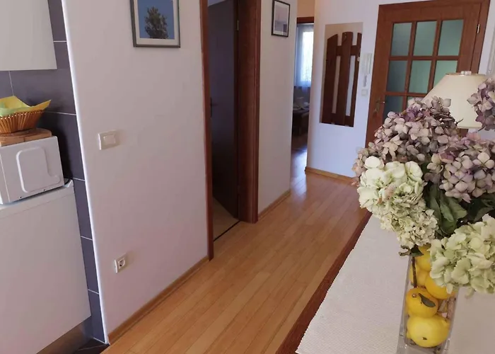 In 13937 Apartament *